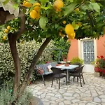 Lori House In Corfu. Feel Like Your Feriehus Skriperon
